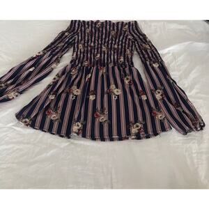 Rue 21 Med‎ off the shoulder top